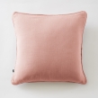 Coussin d&eacute;houssable 45 &times; 45 cm &ndash; Gaze de coton unie GA&Iuml;A &ndash; Passepoil & Zip Rose p&ecirc;che, image n° 1