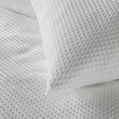 Housse de couette 240x220 cm + 2 taies &ndash; Microfibre gaufr&eacute;e unie blanche ABELIA, image n° 3