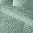 Parure de lit sauge 240 x 220 cm – Microfibre tuftée motif feuilles + 2 taies, image n° 2