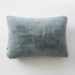 Coussin déhoussable 40 x 60 cm – Polyester imitation fourrure Sven Bleu arctique, image n° 4