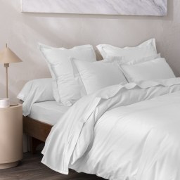 Housse de couette 240 x 220 cm &ndash; 100% Coton 57 fils/cm&sup2; &ndash; Qualit&eacute; Sup&eacute;rieure &ndash; Blanc