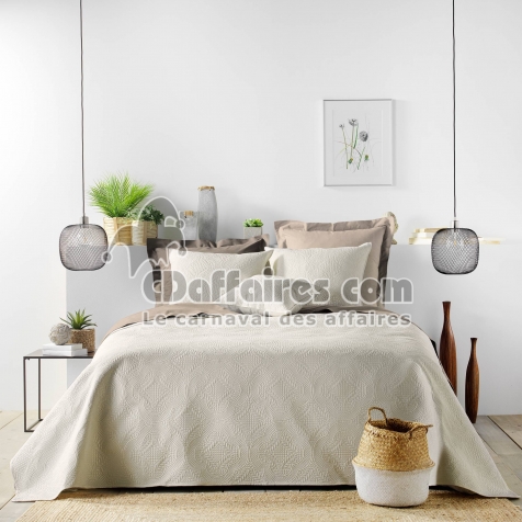 Couvre-lit 2 personnes avec 2 housses de coussin &ndash; 240 &times; 260 cm &ndash; Microfibre Romane Naturel