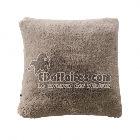 Coussin D&eacute;houssable 45 x 45 cm en Fausse Fourrure &ndash; Loutre