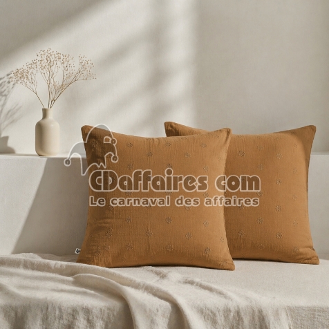 Lot de 2 Taies d&rsquo;Oreiller 60 x 60 cm &ndash; Gaze de Coton Brod&eacute;e &ndash; GA&Iuml;A BOHO Camel