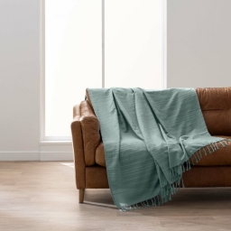 Plaid  LILIA 180 x 220 cm &ndash; 100 % coton &ndash; Plaid &agrave; franges sauge