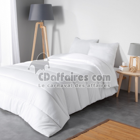 Couette chaude 2 personnes 260 x 240 cm 400 gr polyester anti acarien premium