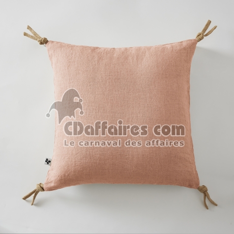 Coussin d&eacute;houssable avec pompons Lin lav&eacute; 45 x 45 cm SOLINE Vieux rose