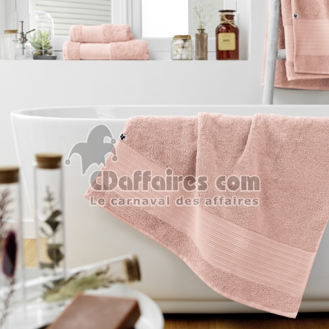 Drap de douche 70 x 130 cm éponge unie garance rose poudré Rose