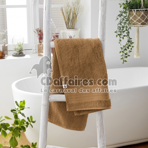 Serviette de toilette 50 x 90 cm éponge unie garance camel Marron
