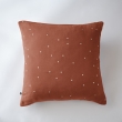 Taie d'oreiller gaze de coton brodée fil or 60 x 60 cm Gaia Chic Terracotta, image n° 1